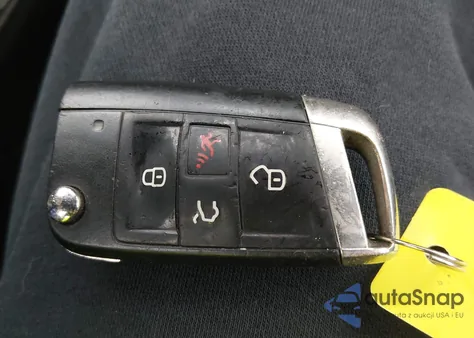 2015 Volkswagen Golf Gti 2.0T Se 4-Door z USA, uszkodzony, nr VIN 3VW4T7AUXFM054752